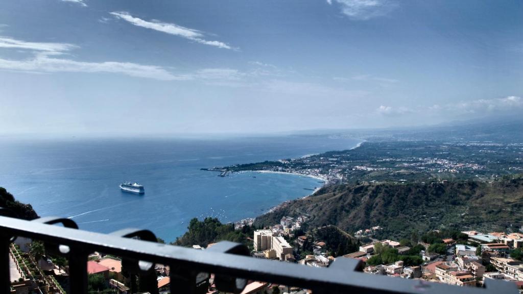 Hotel Sole Castello (Adults Only) تاورمينا المظهر الخارجي الصورة