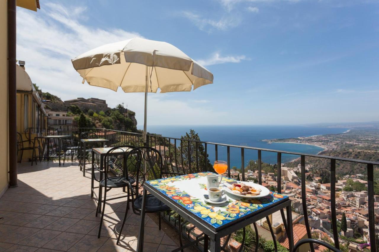 Hotel Sole Castello (Adults Only) تاورمينا المظهر الخارجي الصورة