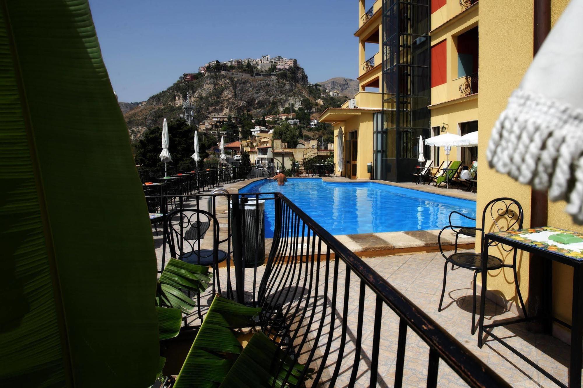 Hotel Sole Castello (Adults Only) تاورمينا المظهر الخارجي الصورة