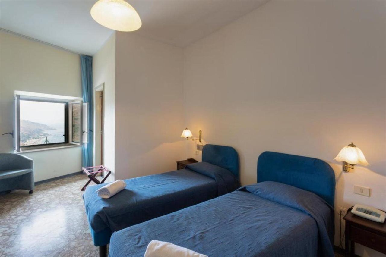 Hotel Sole Castello (Adults Only) تاورمينا المظهر الخارجي الصورة